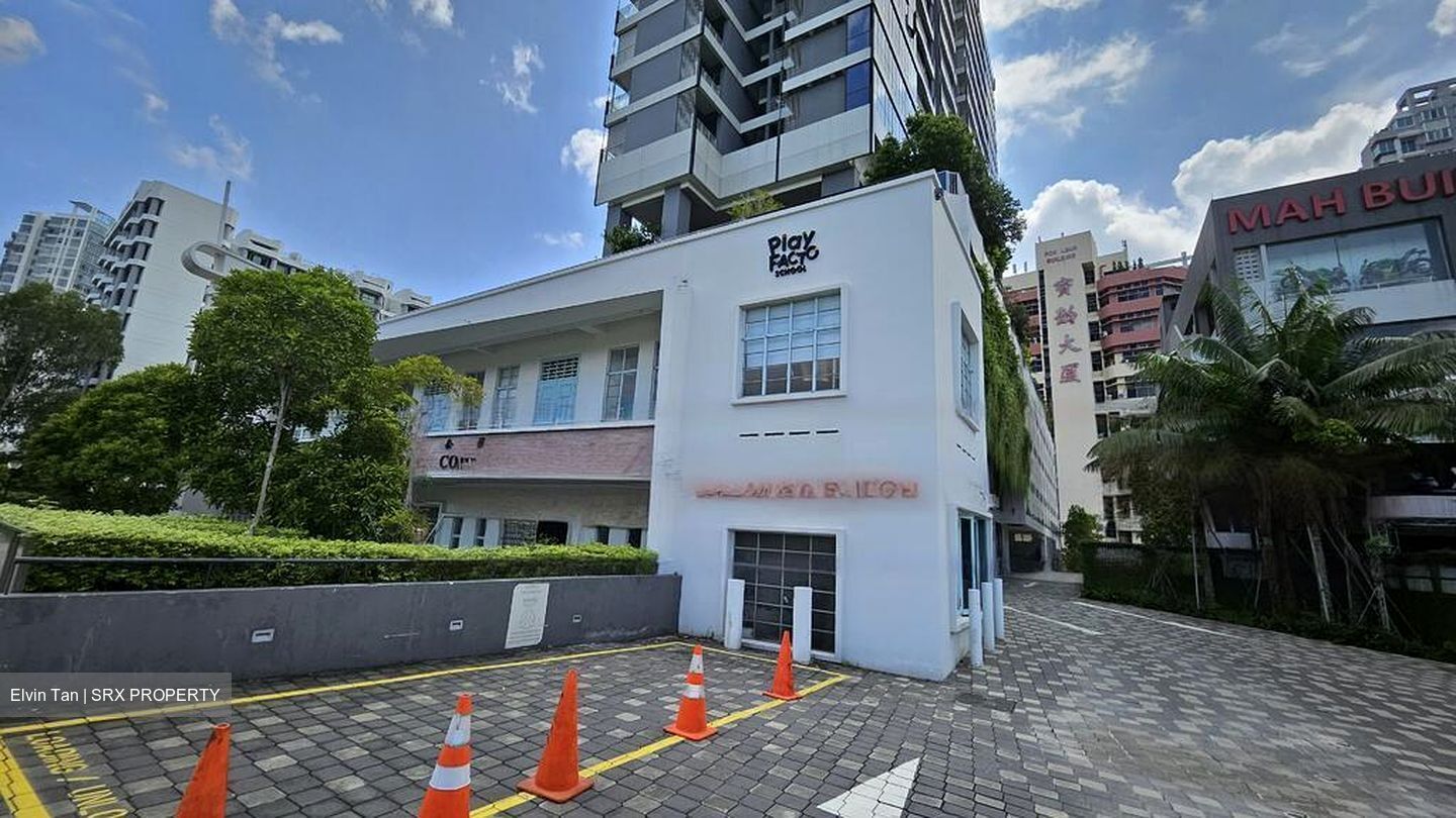 Jui Residences (D12), Shop House #453169581